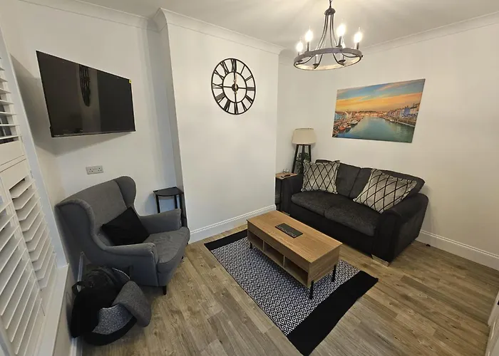 The Nest In Weymouth