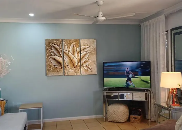 Stay On The Strand, Townsville, One Bedroom Apartment On The Third Floor, Free Secured Parking