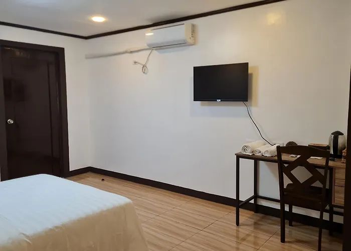 Hideaways Restobar And Resort