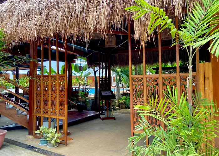 Palms Cove Resort