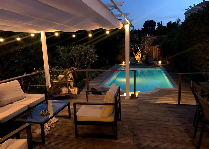 Cannes Villa Warm, Peaceful Retreat With Private Garden & Pool