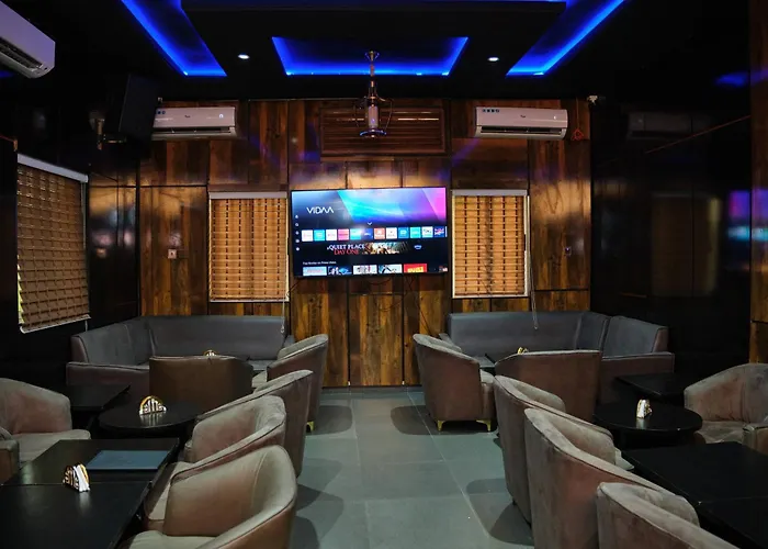 Masters Class Hotel