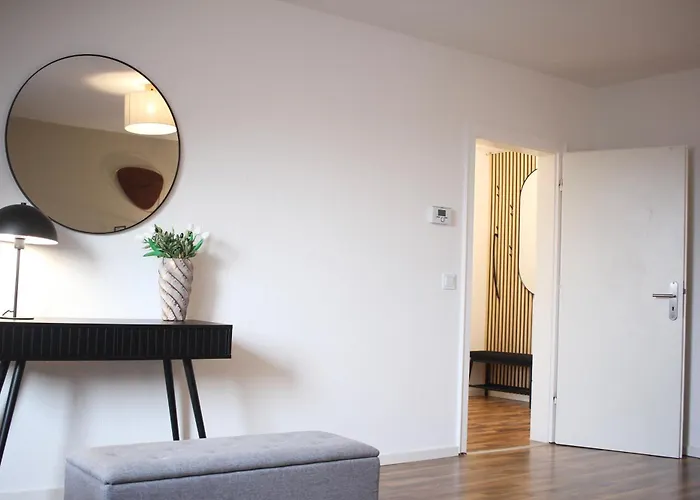 3-Zimmer-Apartment I 2 Min Bis Hbf I Smart Tv I Wifi I Modern
