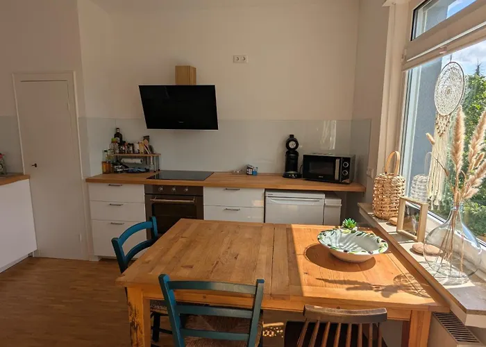 Helle Ferienwohnung Aachen Sued