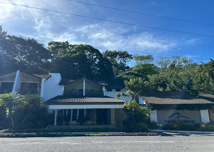 Hotel Ladera