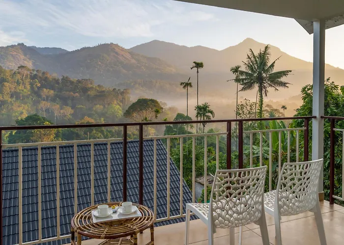 Munnar Majestic Resort With Pool