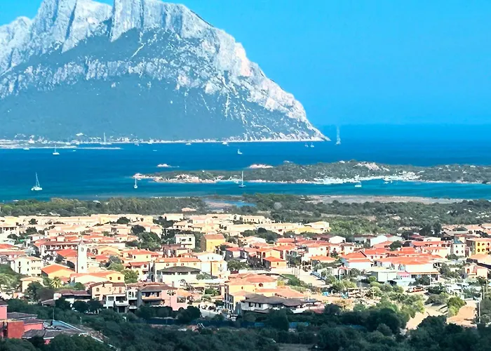 Villa Con Giardino E Spettacolare Vista Mare A Porto San Paolo