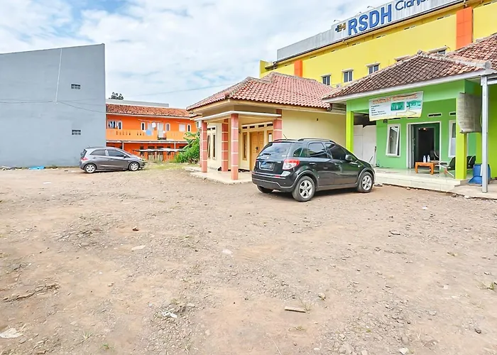 Reddoorz Syariah Near Rs Dr Hafiz Cianjur