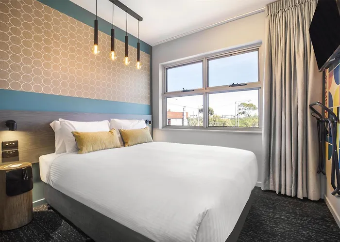 Royal Hotel By Nightcap Social