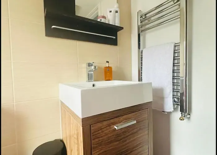 Fab Flat