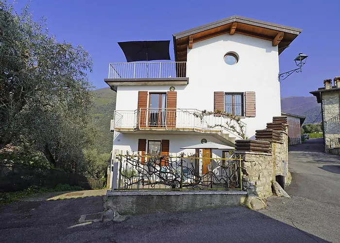 Samuel House - Lake View Traditional Italy