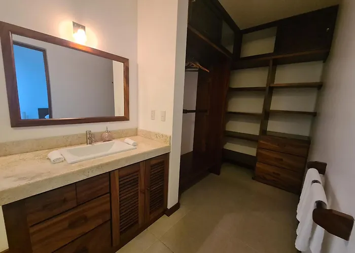 Tortugas Uno Cero Tres 2 Bedroom Starlink Ac Pool Parking