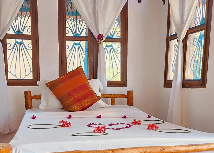 Laguna Palace Resort