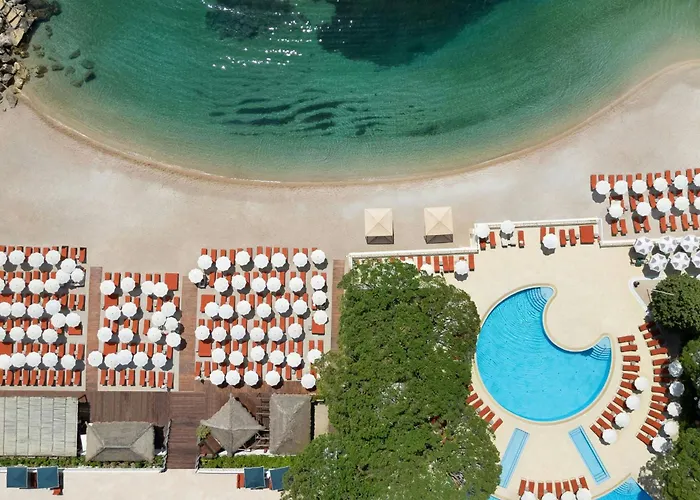Le Meridien Beach Plaza