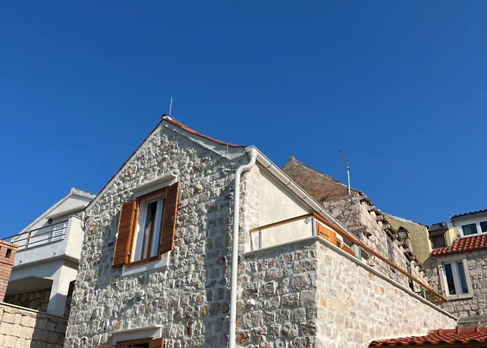 Sea House Skapulo