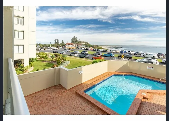 Beachfront Oceanic 5