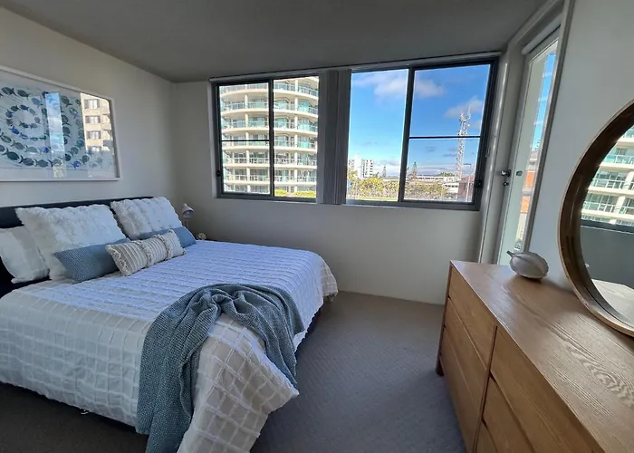 Beachfront Oceanic 5