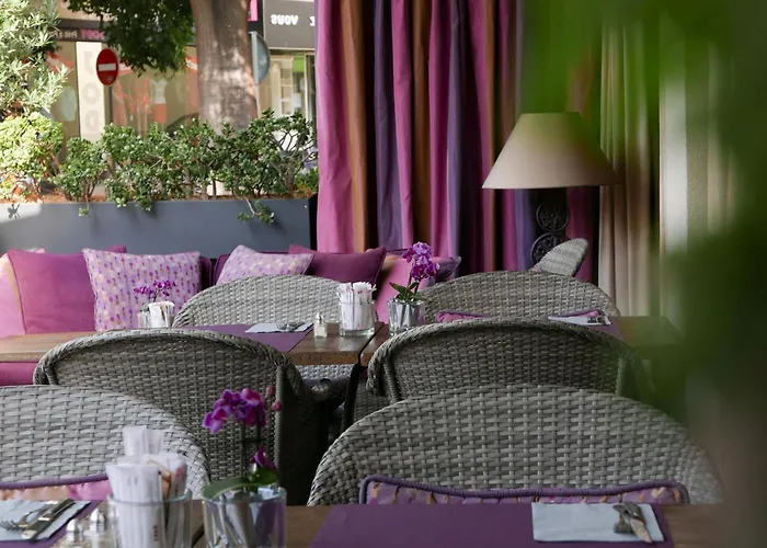 La Place Boutique Hotel