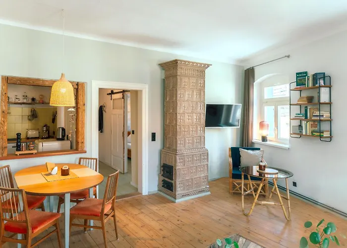 Gustav Kaiser Apartment: Historic Design in Zittau Mountains