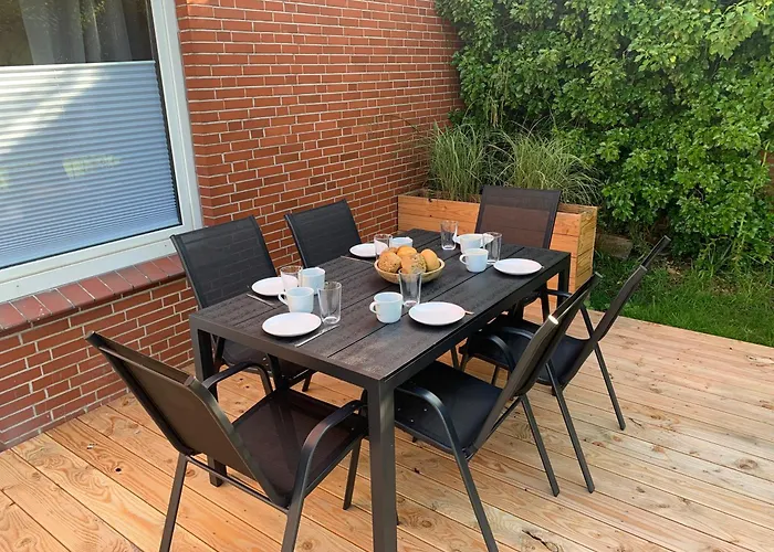 Vier Nordlichter Erdgeschosswohnung Mit Terrasse Und Garten