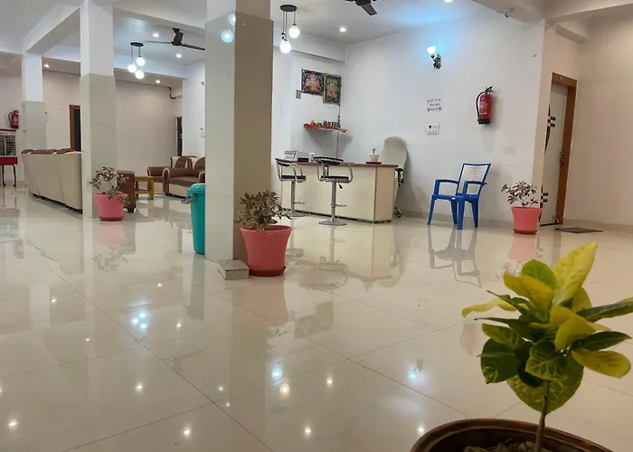 Hotel Kaushlendra Palace