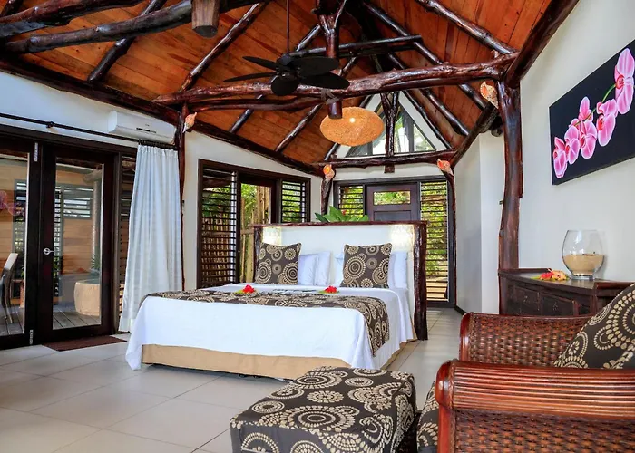 Savasi Island Resort