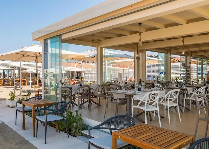 Lido Blu - Beachfront Suites & Apartments