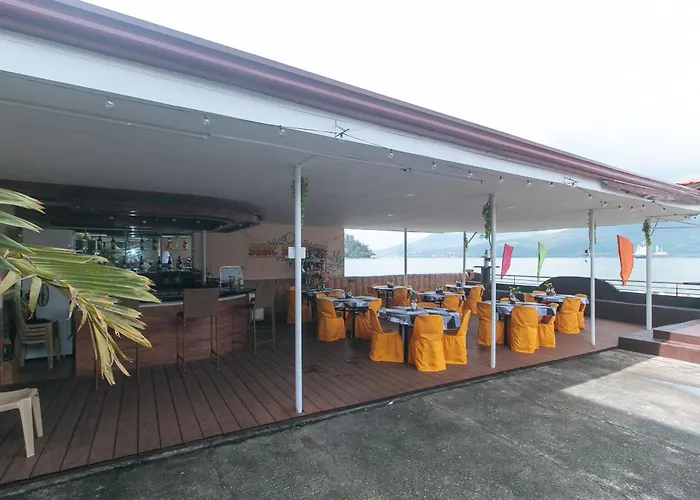 Reddoorz Plus @ Seaborne Hotel Subic Zambales