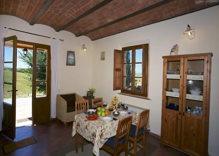 Lovely Farmhouse In Tuscany With Panoramic View