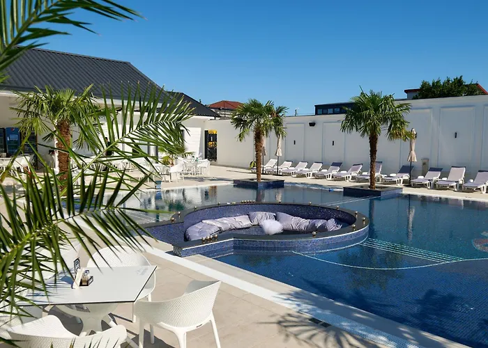 Hotel Adriano
