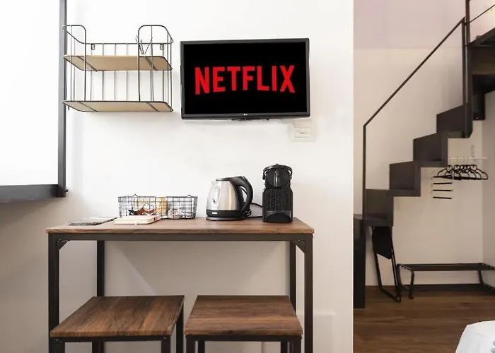 Loft Centro Storico Accesso Senza Scale "Carvajal Rooms " Due Passi Dal Duomo, Netflix Incluso