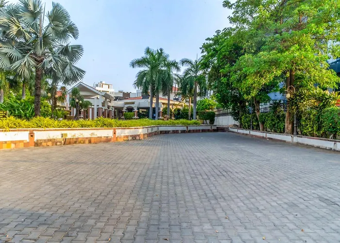 Prakruti Resort