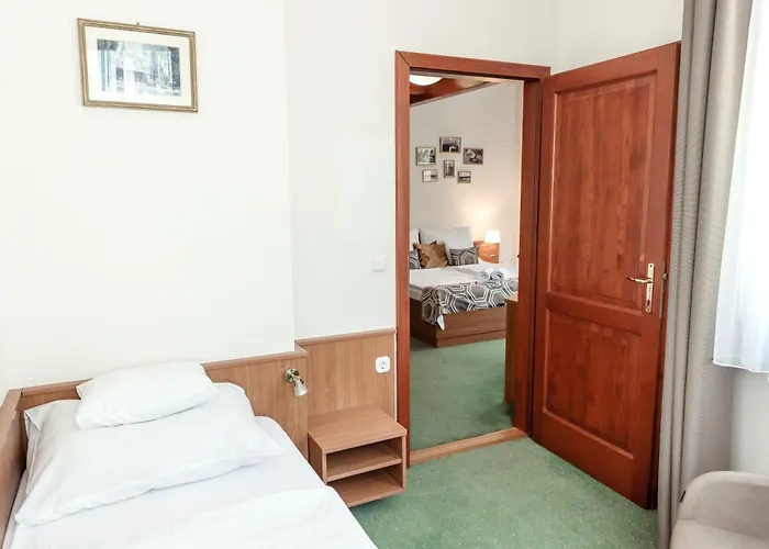 Hotel Anna Villa