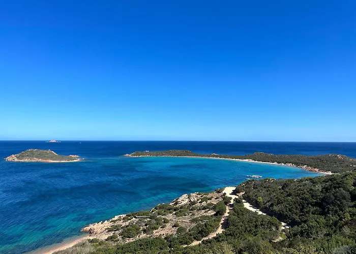 Villa Con Giardino E Spettacolare Vista Mare A Porto San Paolo