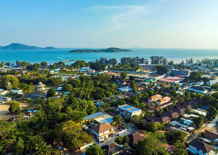 Tongtong Garden Holiday Hotel普吉岛通通花园酒店