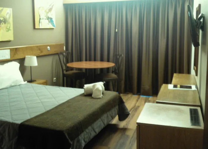 Hotel Meia Lua