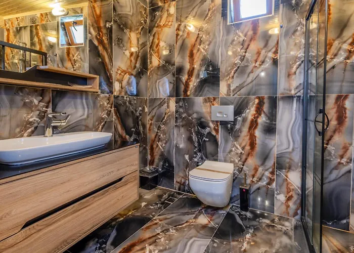 Kayatas Cave Suites