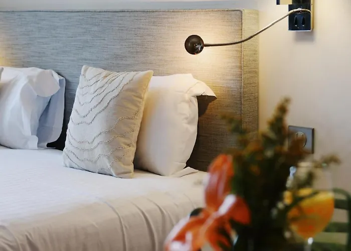 Residence Les Suites Du Port - By Le Saint Ferdinand