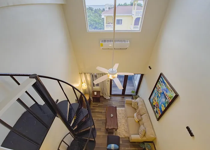 Louis' Apartments