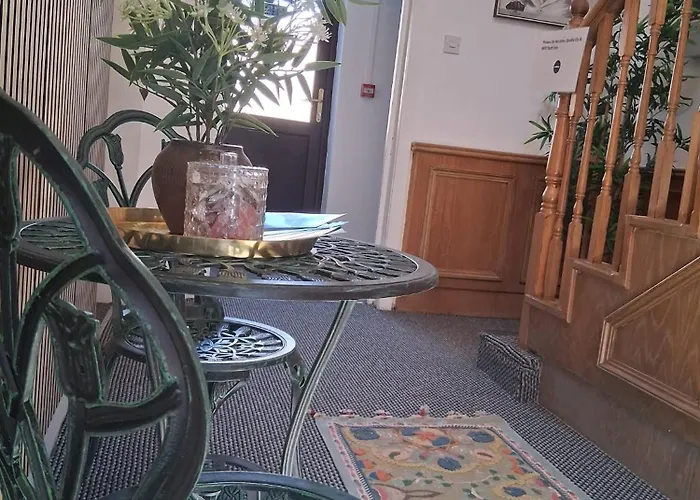Crown House Studio Apartment