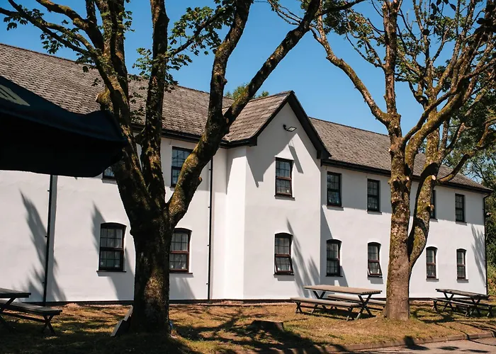 Coach & Horses Hotel