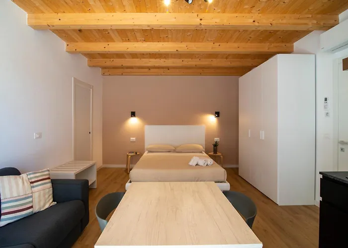 Aloe Comfort Rooms