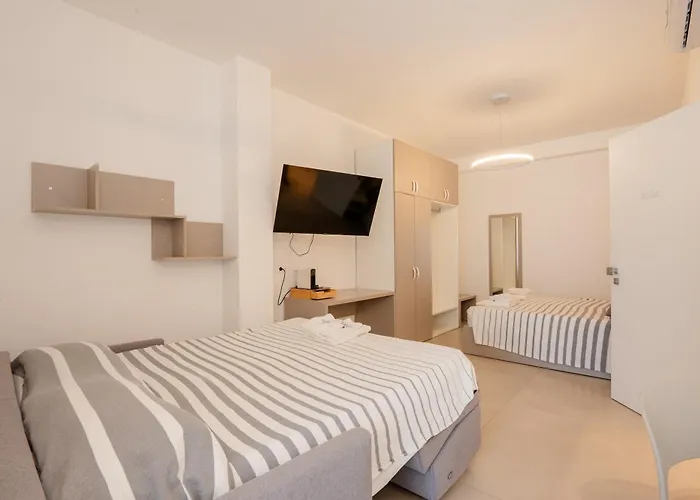 Agora Vieste Rooms & Apartments