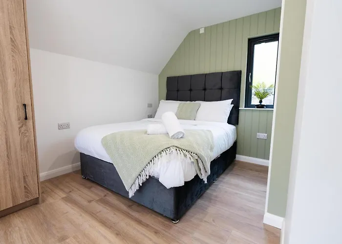 The Village At The Rocks - Luxury Glamping Resort