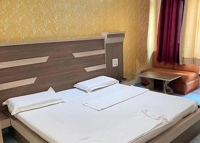 Aashirwad Hotel