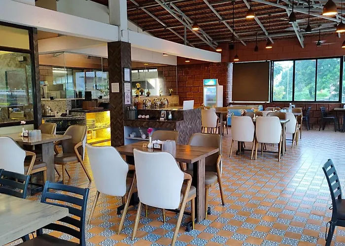 Hillrock Resort & Villas, Neral-Karjat