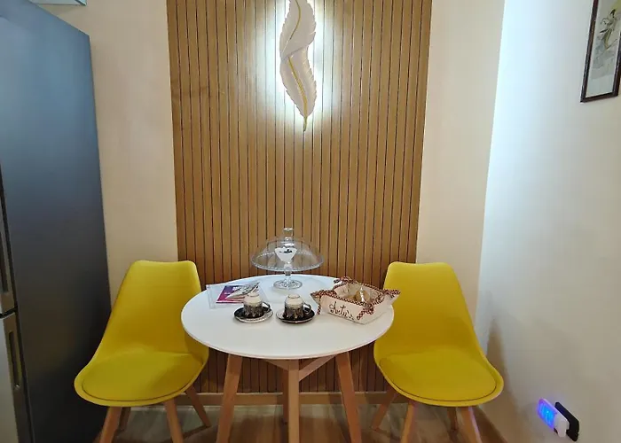 Arty'S Apartment
