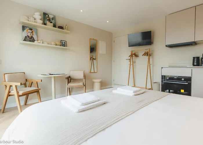 Harbour Suites