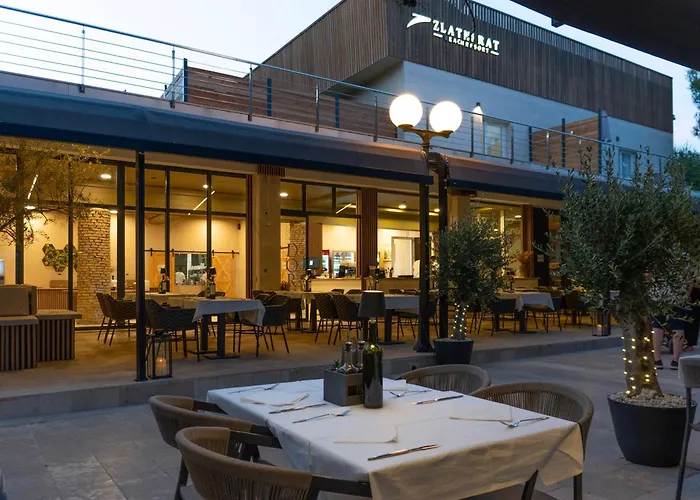 Zlatni Rat Beach Resort