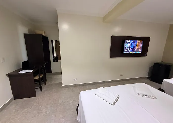 Master Gold Hotel Express